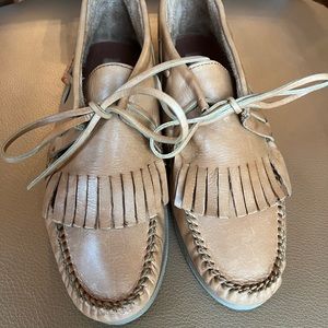 Coach poppy leather moccasins size 8.5B